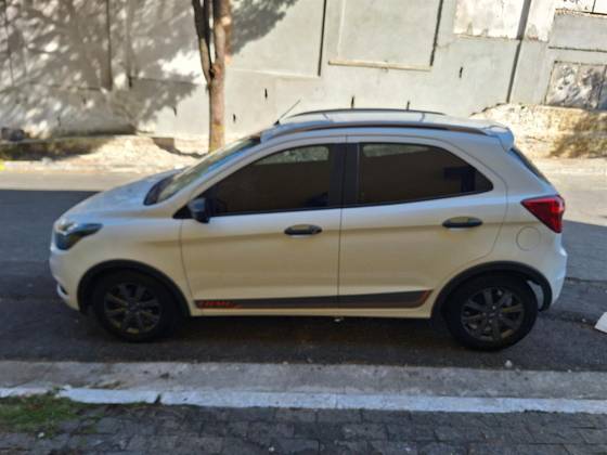 FORD KA 1.0 TI-VCT FLEX SE TRAIL MANUAL FORD KA 1.0 TI-VCT FLEX SE TRAIL MANUAL